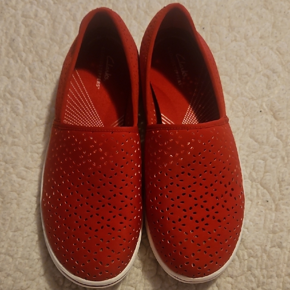 Clarks Cloudsteppers Red Perforated Slip-On Sneakers